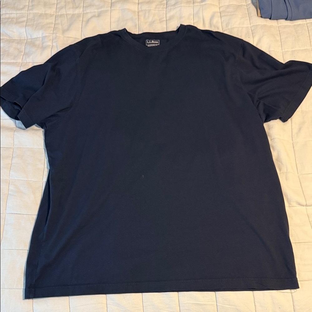 Big and Tall L.L. Bean Men's Dark Blue Short Sleeve Tee
